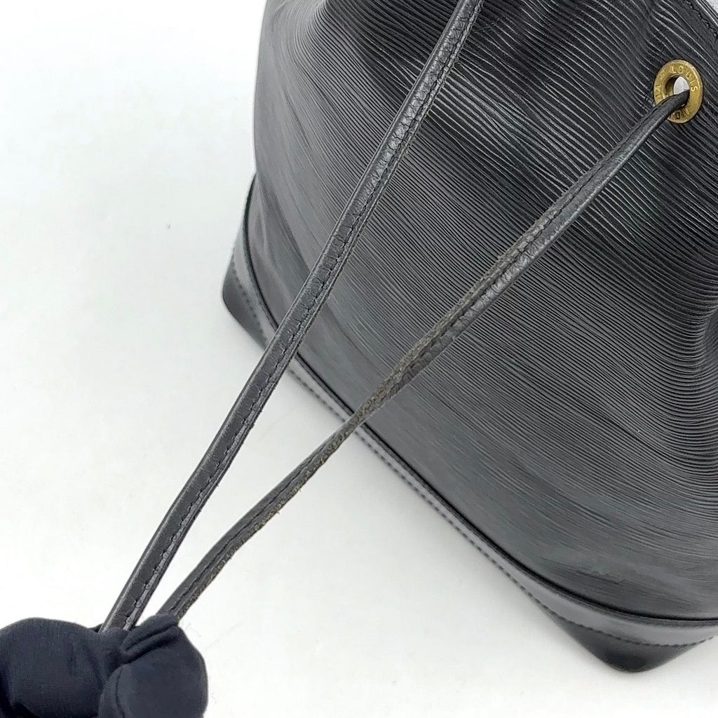 Louis Vuitton Noe Epi Noir Leather Black Shoulder Bag Gold — view 8