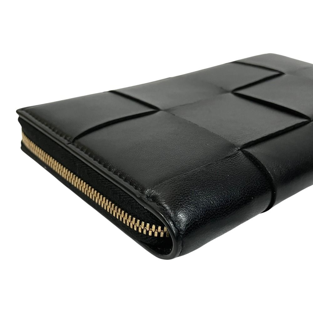 Bottega Veneta Cassette Round Wallet Intrecciato Leather Black Gold — view 5