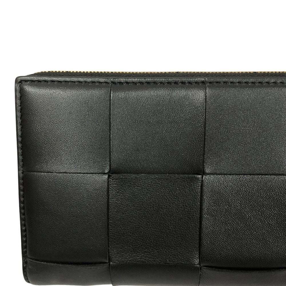 Bottega Veneta Cassette Round Wallet Intrecciato Leather Black Gold — view 4