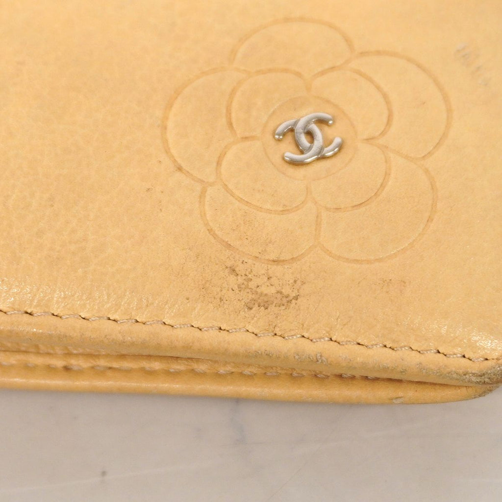Chanel Wallet Camellia Leather Beige Silver — view 7