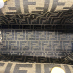 Fendi Shoulder Bag First Leather Black Gold — view 4