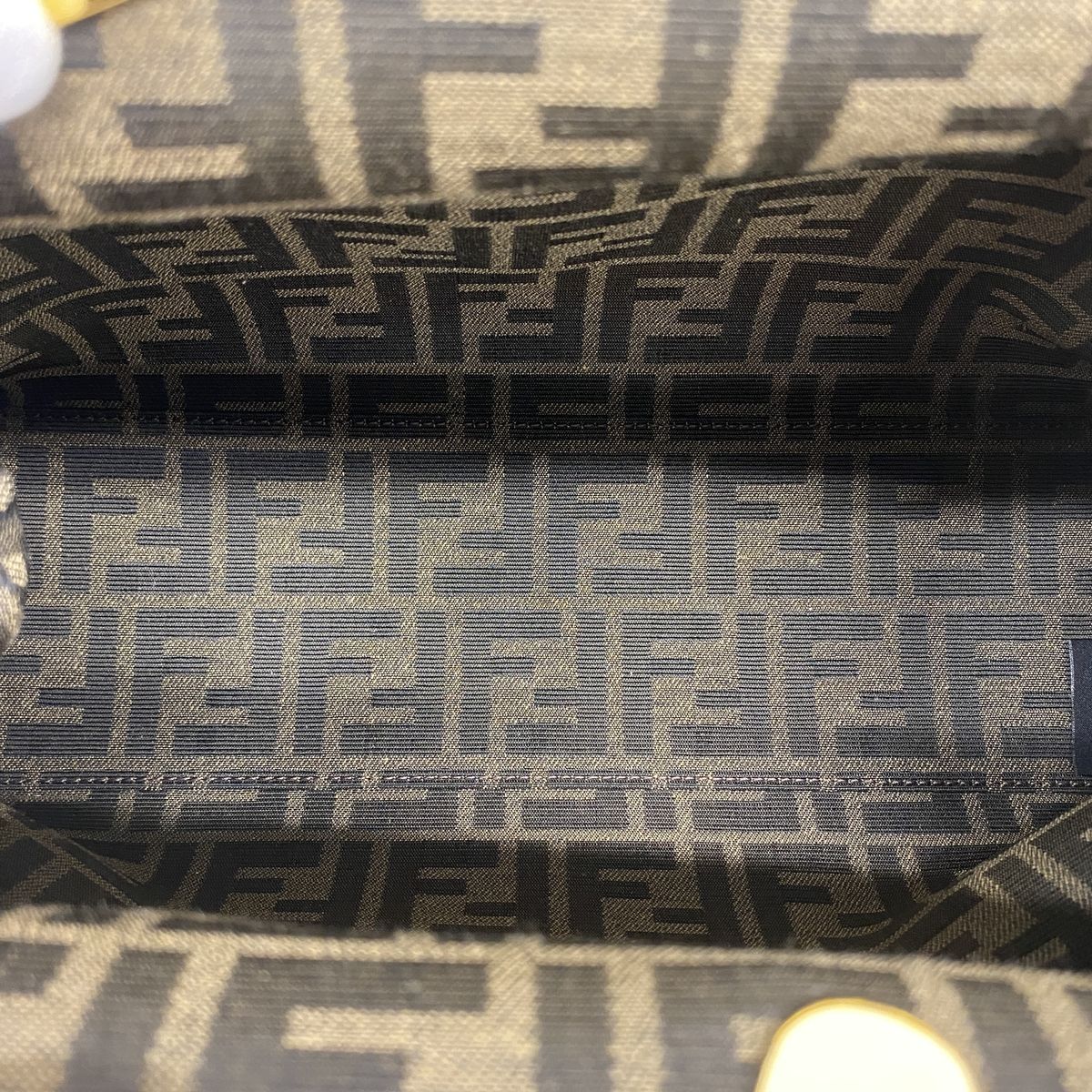 Fendi Shoulder Bag First Leather Black Gold — view 4