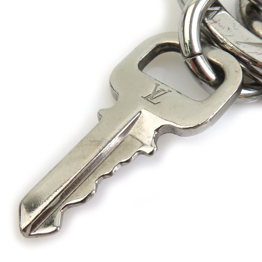 Louis Vuitton Charm Key Ring Porte Cles LV Rock Key Holder — view 3