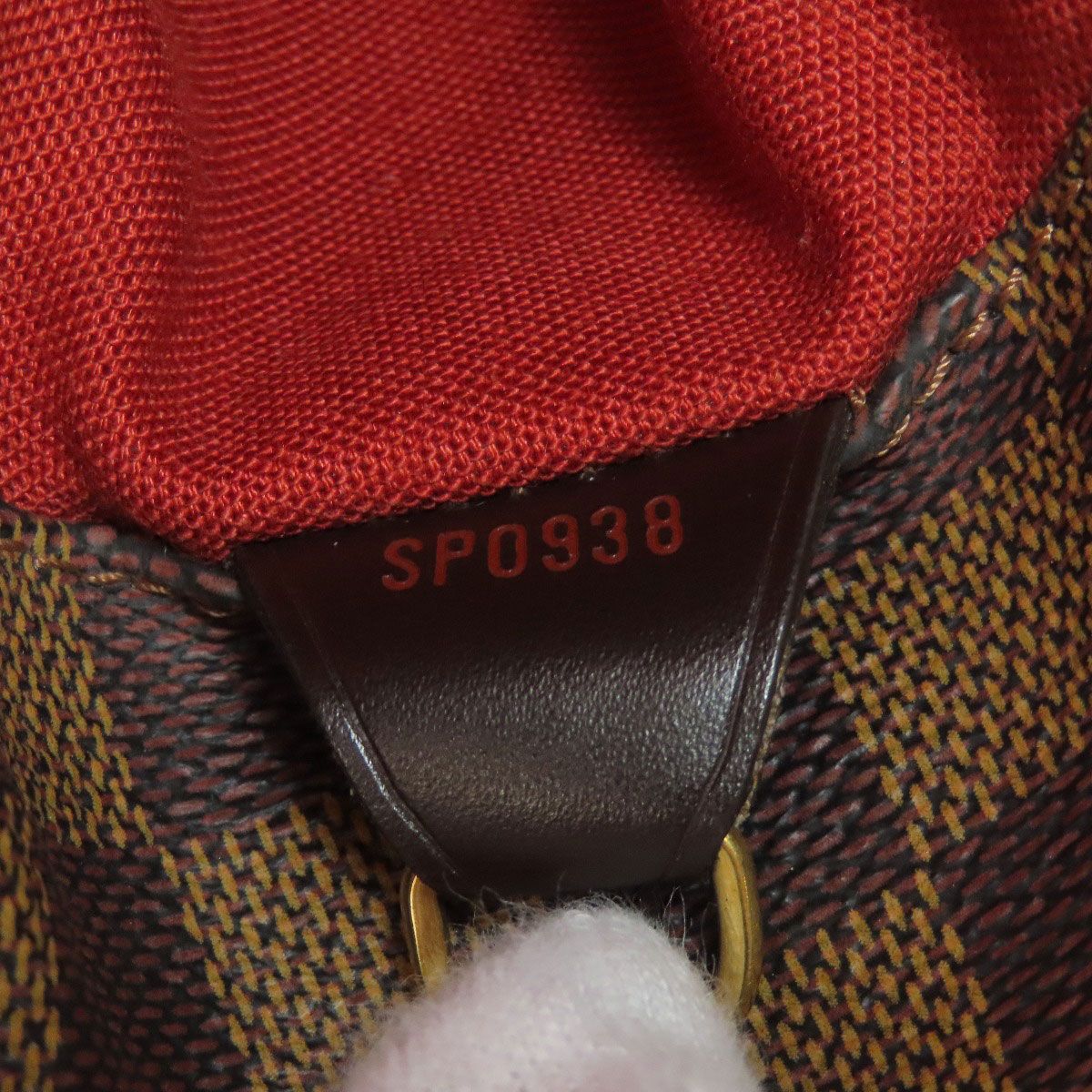 Louis Vuitton Bastille Shoulder Bag Damier Canvas — view 7
