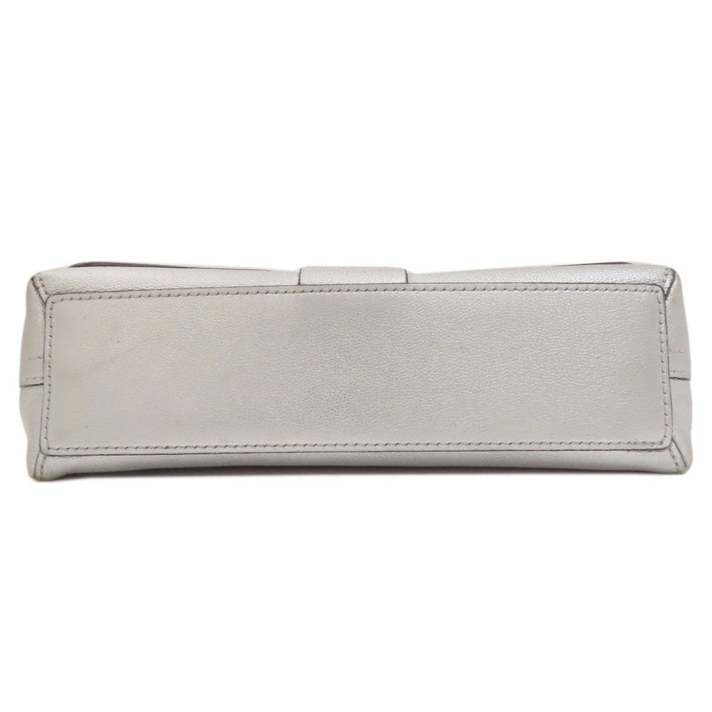 Louis Vuitton Very Chain Shoulder Bag Calfskin — view 4