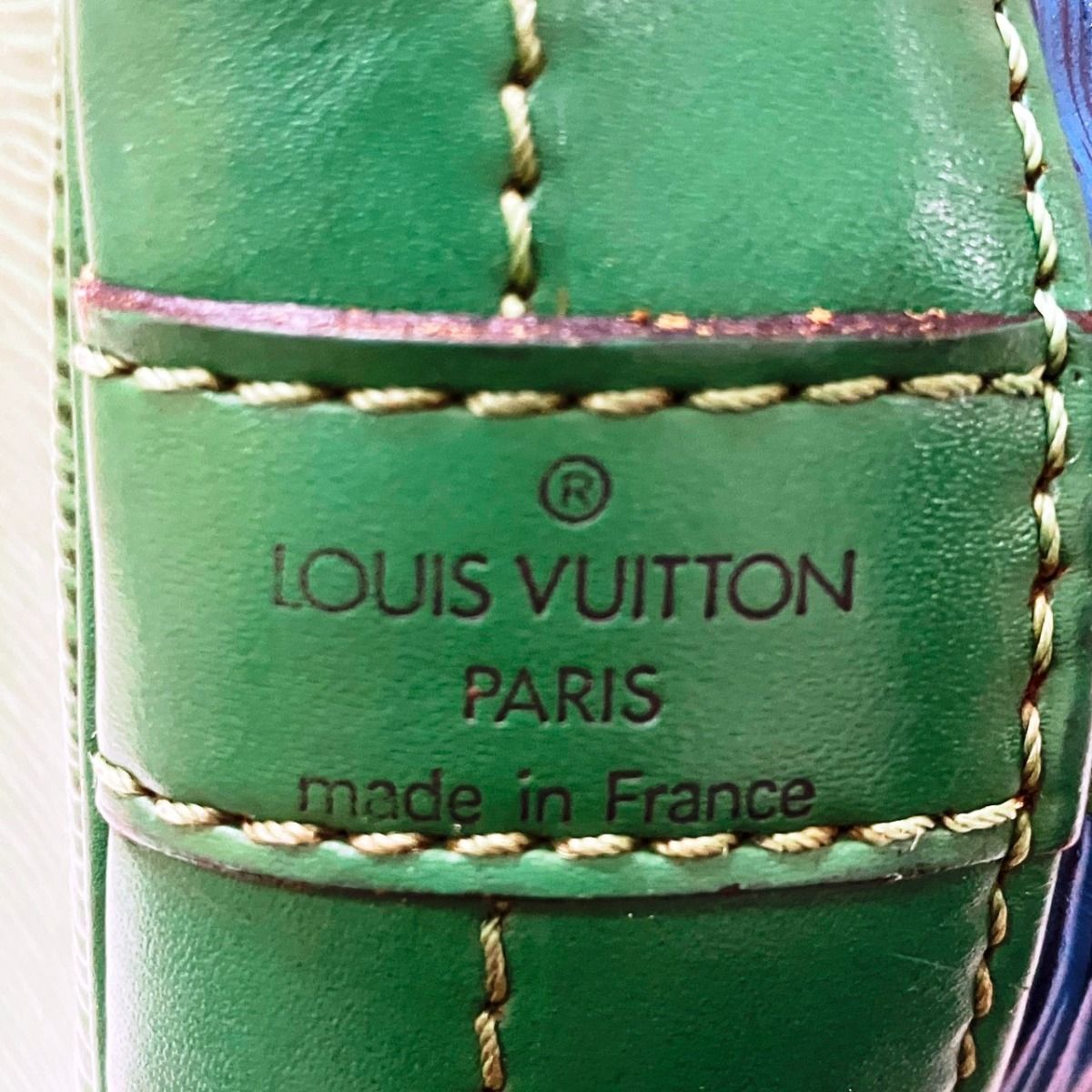 Louis Vuitton Noe Epi Shoulder Bag Leather — view 4