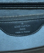 Louis Vuitton Shoulder Bag — view 4
