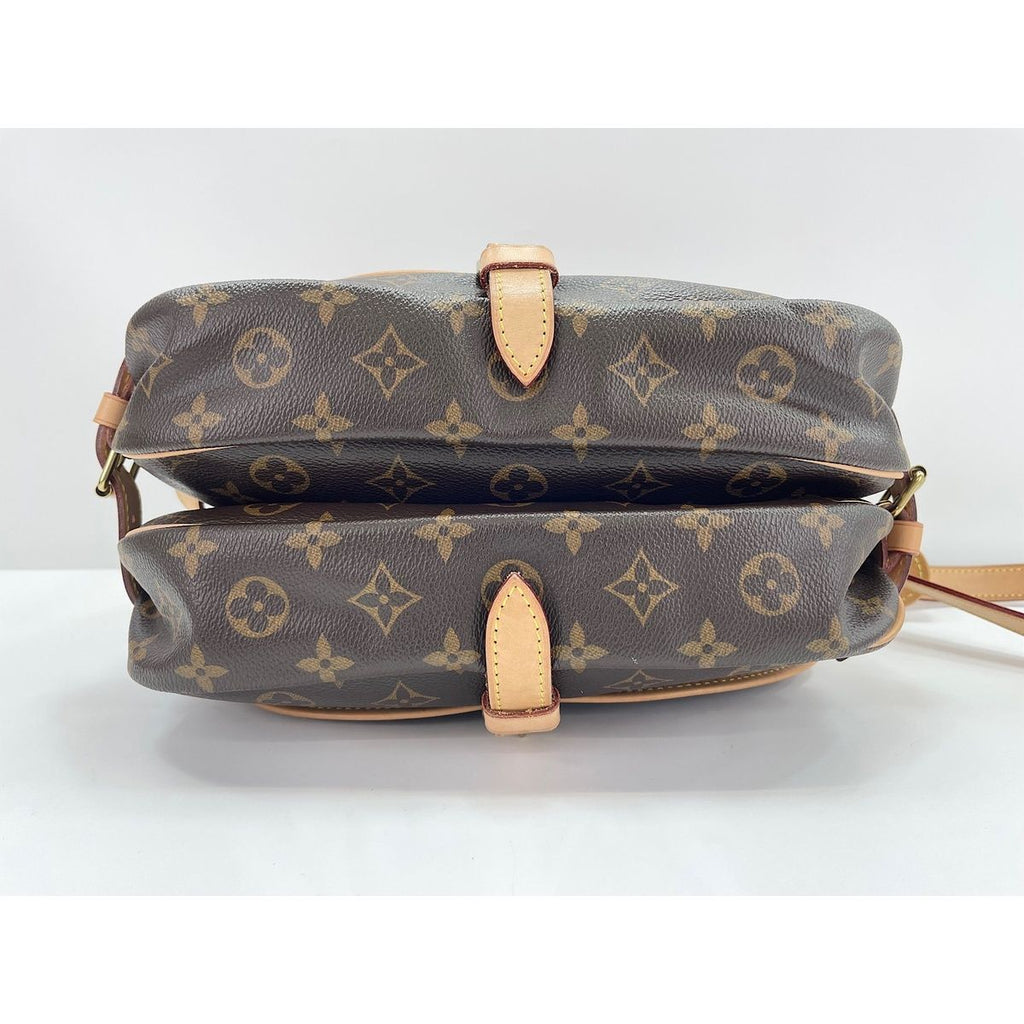 Louis Vuitton Shoulder Bag Saumur — view 7