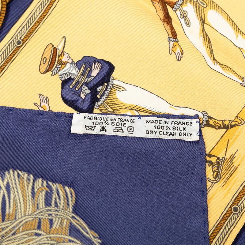 Hermes Carre 90 Plaisirs du Froid Joy on Ice Scarf Navy Beige Multicolor Silk — view 6