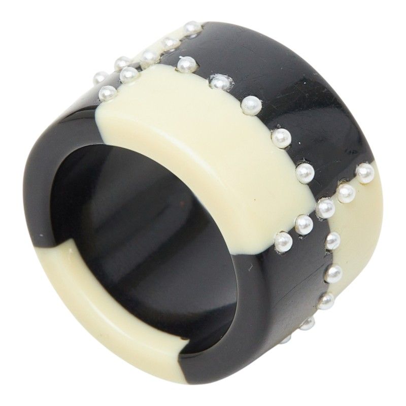 Chanel CC Logo Ring Black Ivory Plastic Faux Pearl — view 4