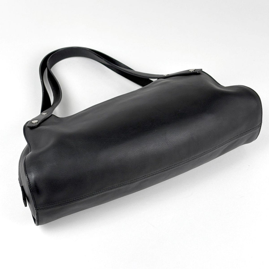 Loewe Handbag Leather Black — view 2