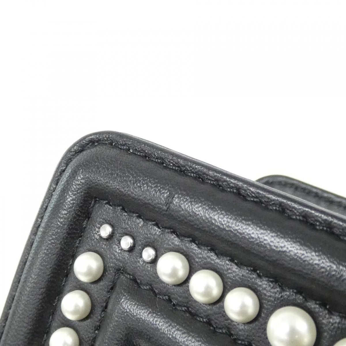 Chanel Boy Line Shoulder Bag — view 4