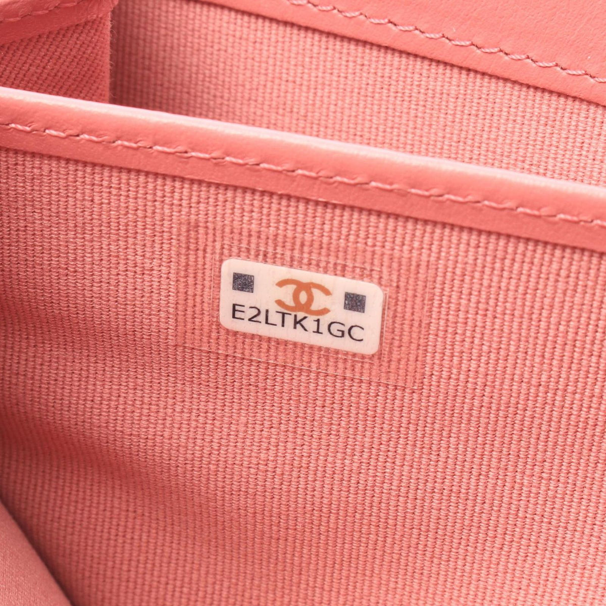 Chanel Round Wallet Quilted Pink Caviar Leather — view 5