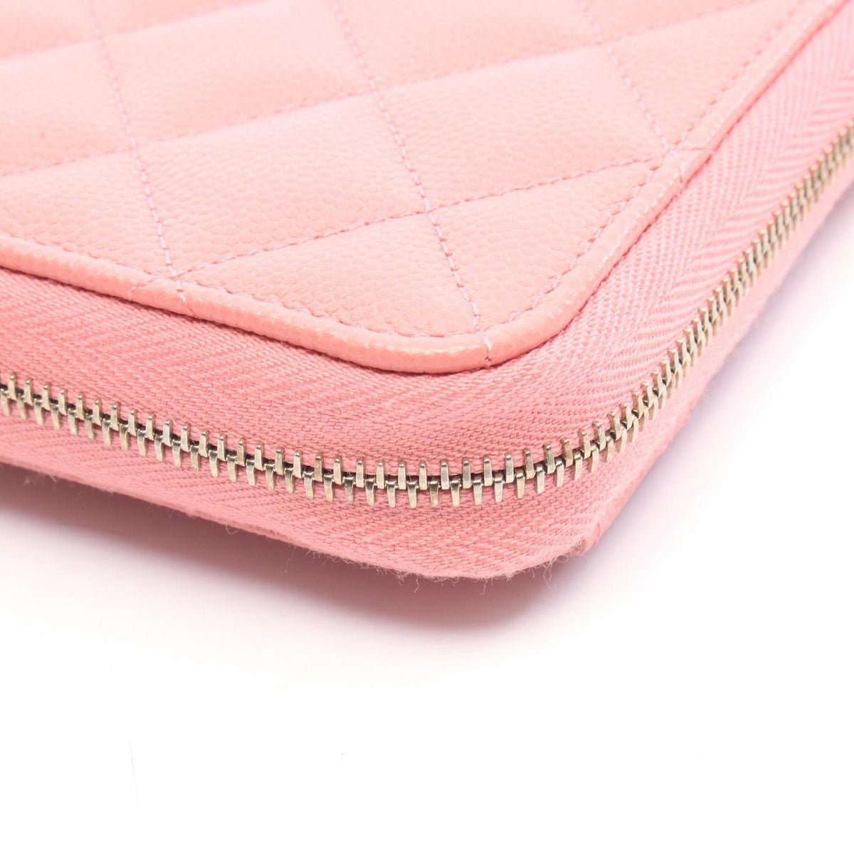 Chanel Round Wallet Quilted Pink Caviar Leather — view 6