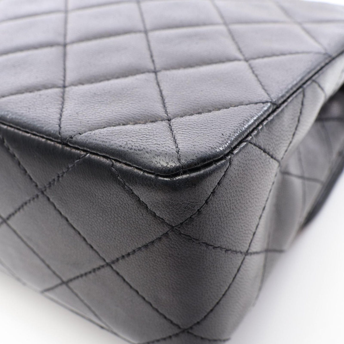 Chanel Shoulder Bag Mini Quilted 20 Black Lambskin Chain — view 6