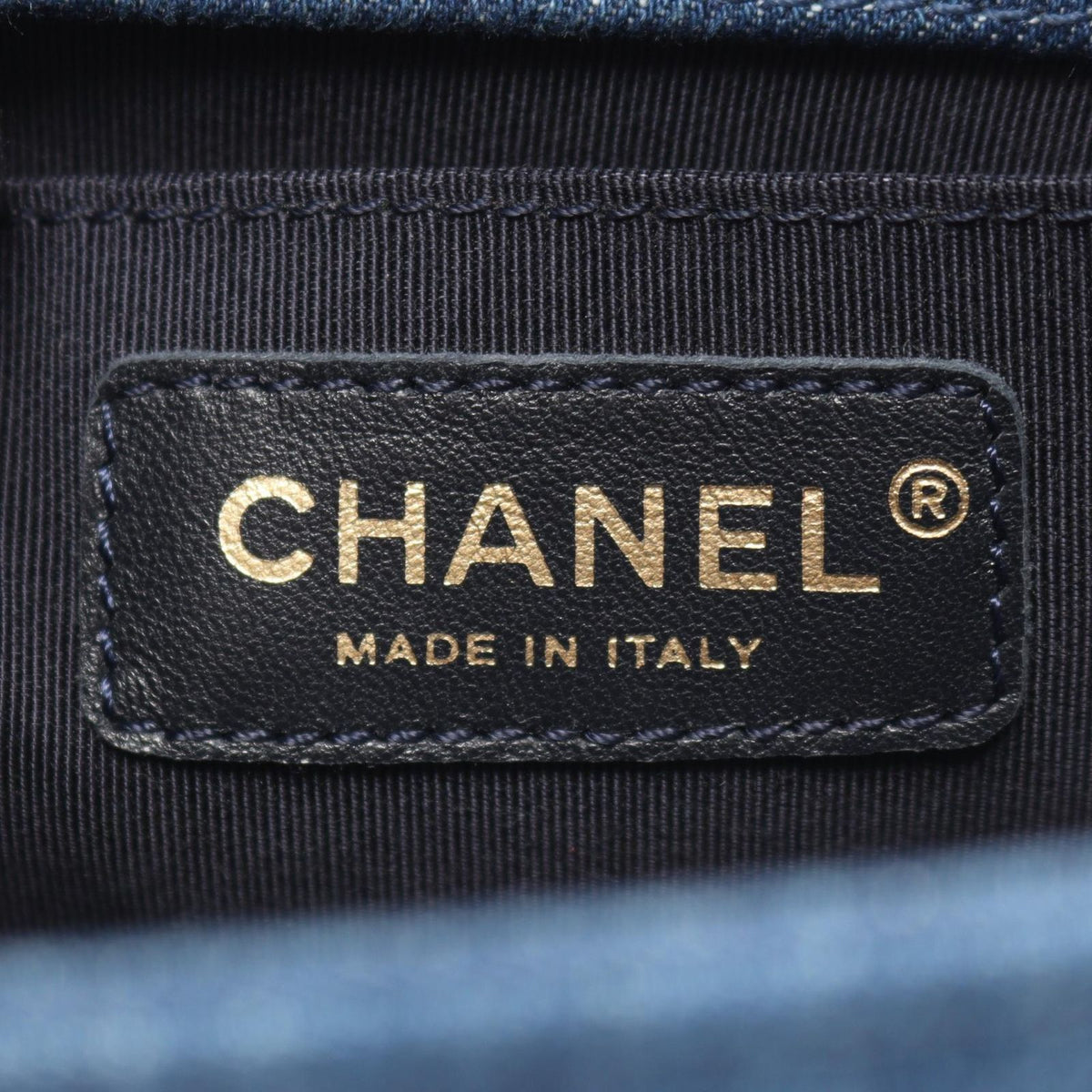 Chanel Shoulder Bag Boy Small Patchwork Antique Gold Denim Blue Ivory Multi — view 4