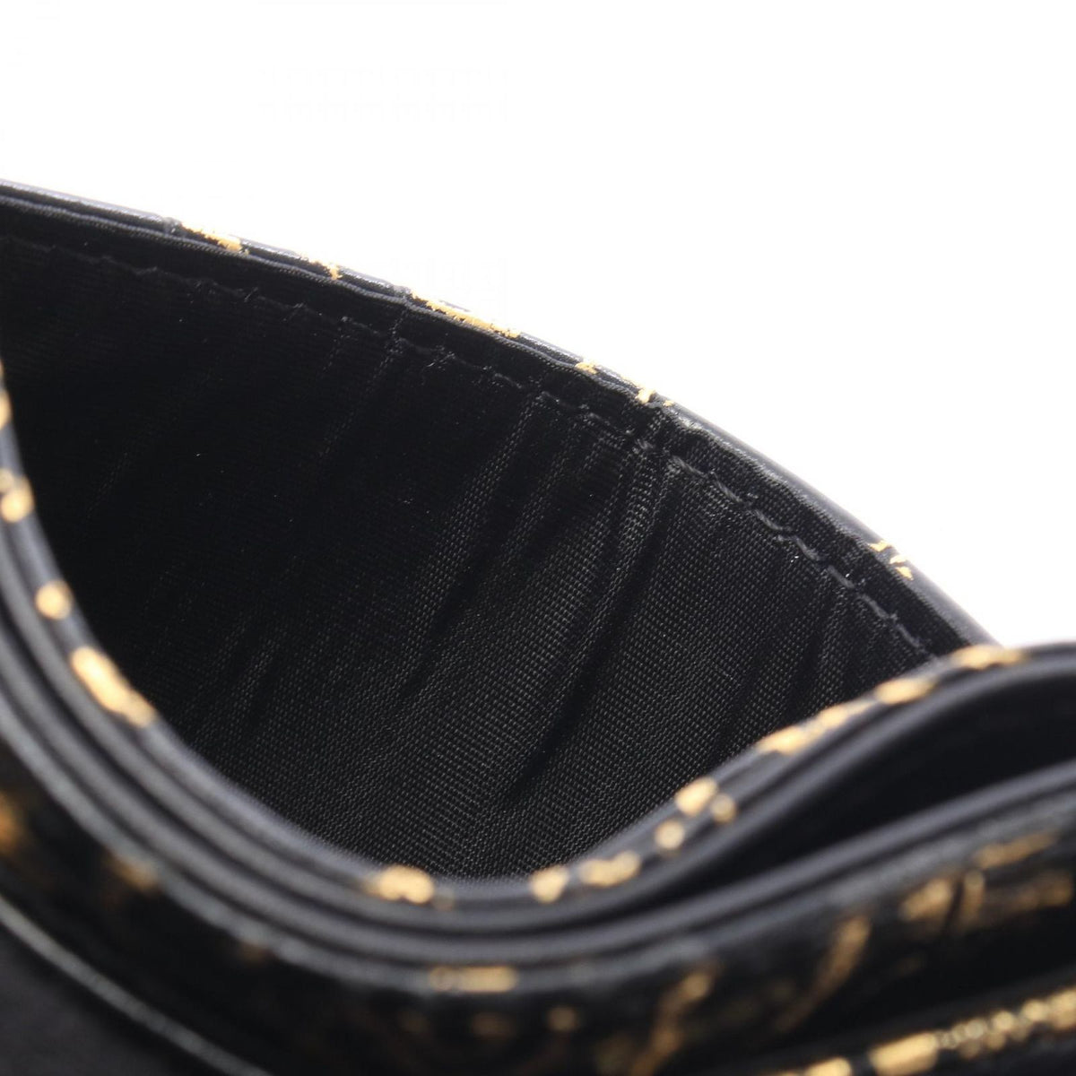 Chanel Card Case 2.55 Graffiti Black Leather — view 6