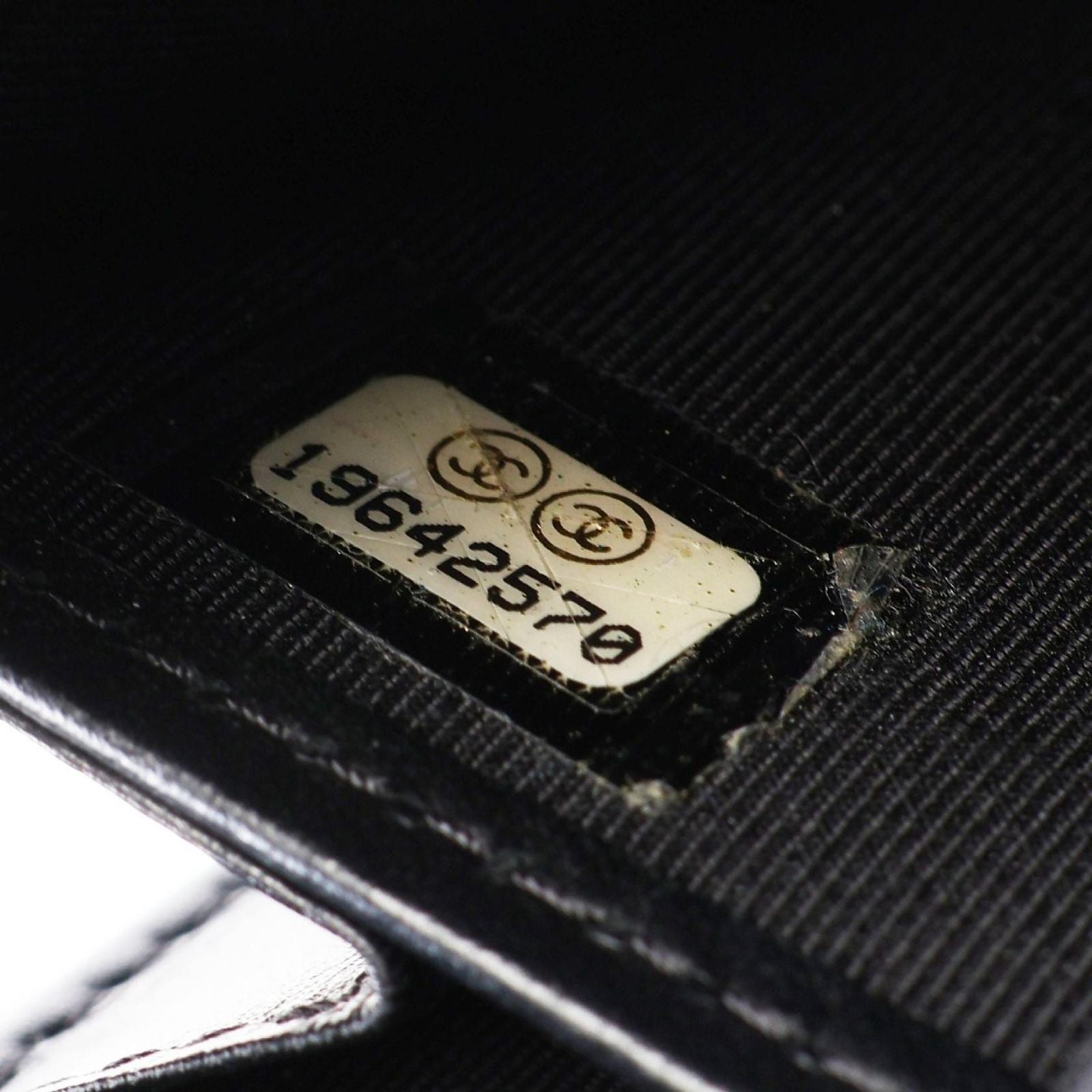 Chanel Round Wallet Quilted Lame Black Caviar Leather — view 5