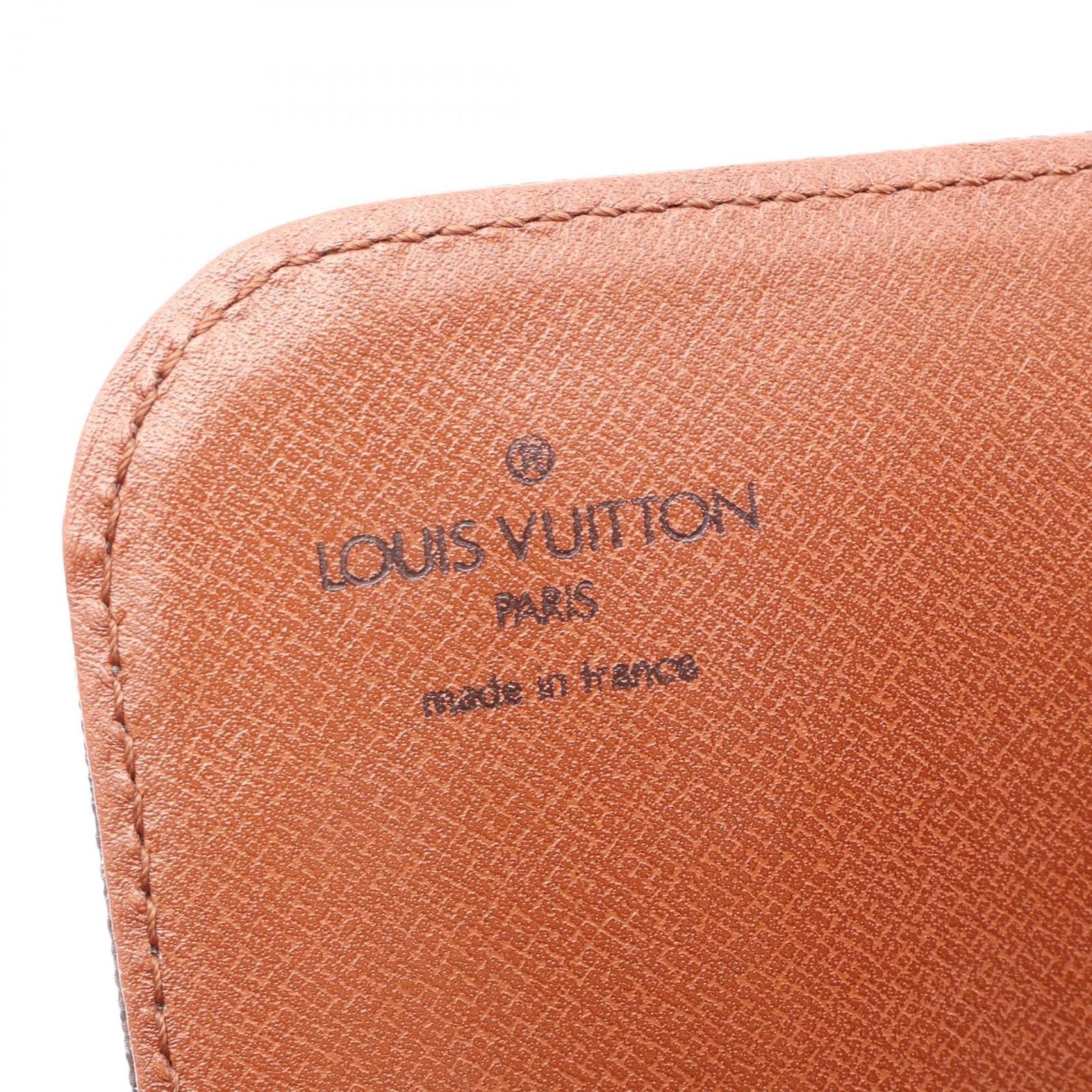 Louis Vuitton Shoulder Bag Cartouchiere MM Leather — view 4