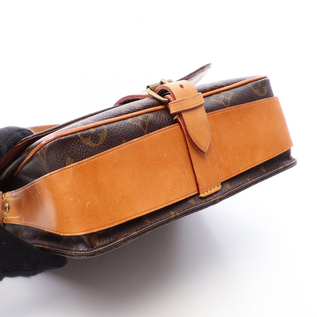 Louis Vuitton Shoulder Bag Cartouchiere MM Leather — view 8