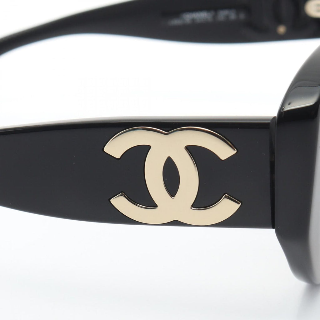 Chanel Sunglasses CC Logo Gradient Lens Eyewear — view 6