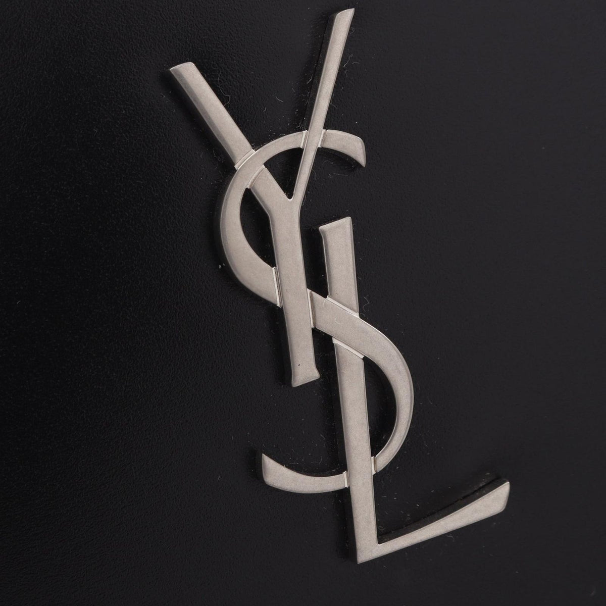 Saint Laurent Paris Bifold Wallet East West Cassandra Leather — view 5