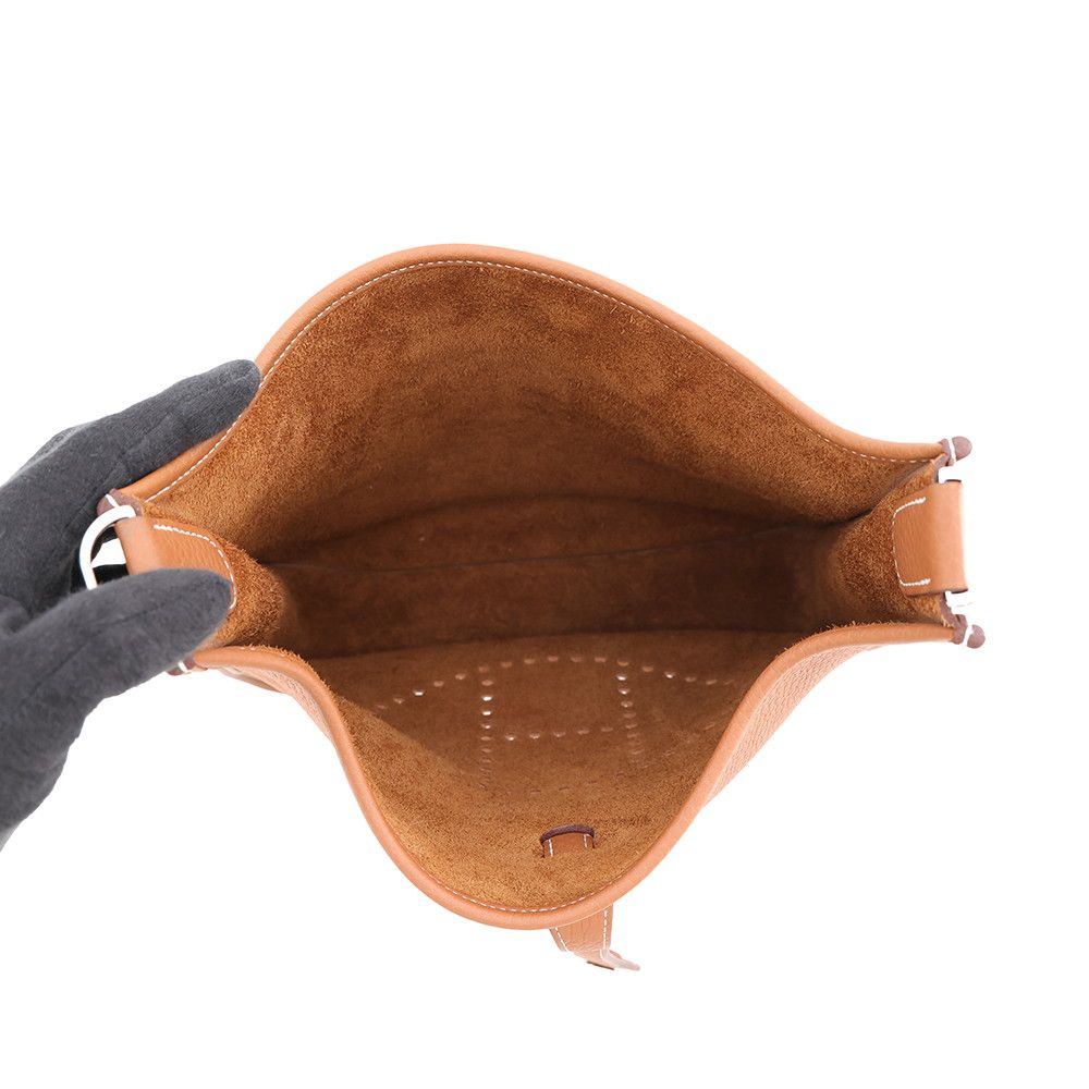 Hermes Shoulder Bag Evelyne 3 PM Gold Silver Taurillon Clemence — view 5