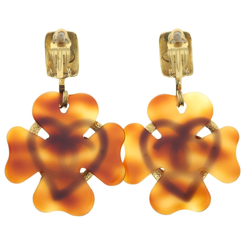 Chanel Coco Heart Earrings Gold Brown Pattern — view 2