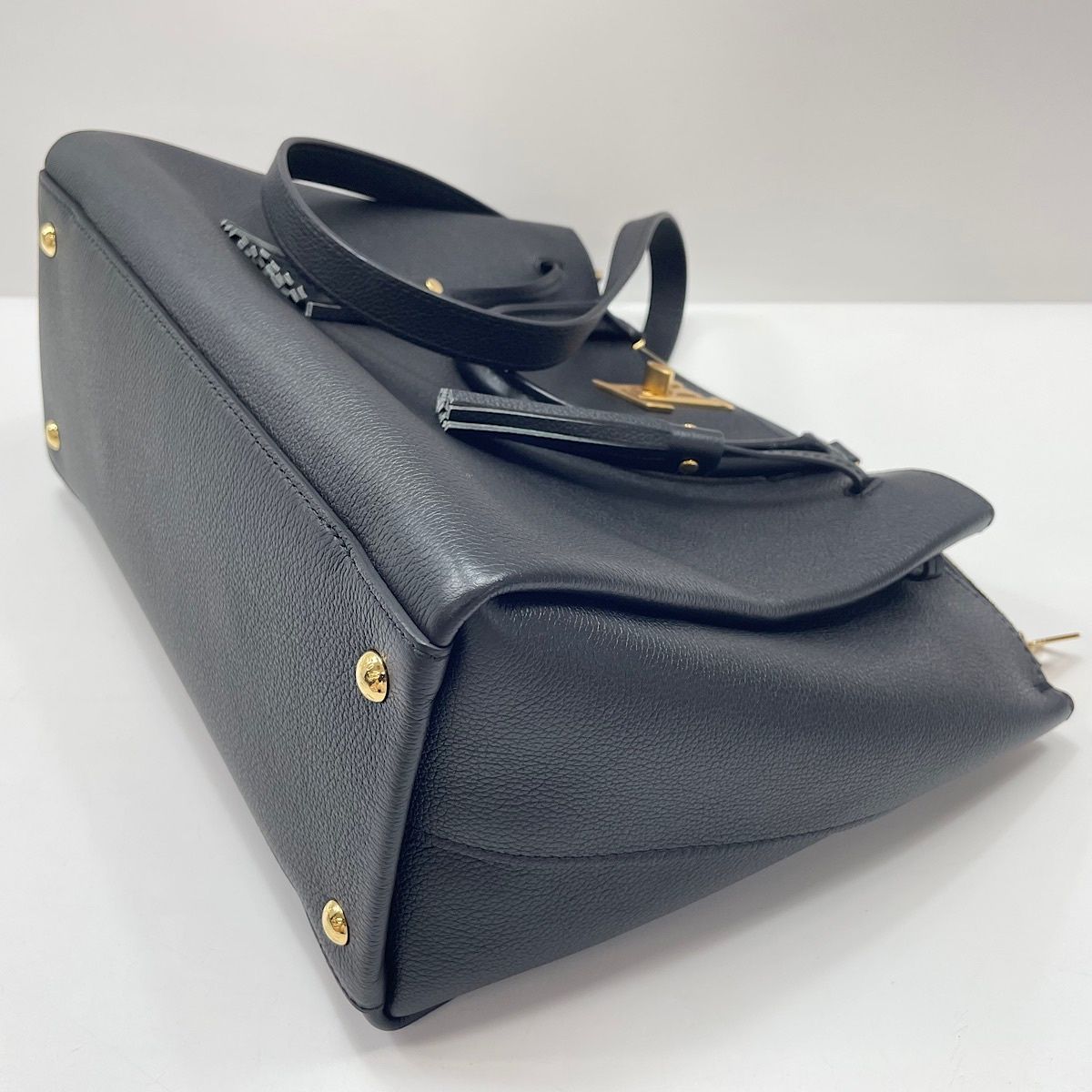 Louis Vuitton Handbag Lockme — view 7