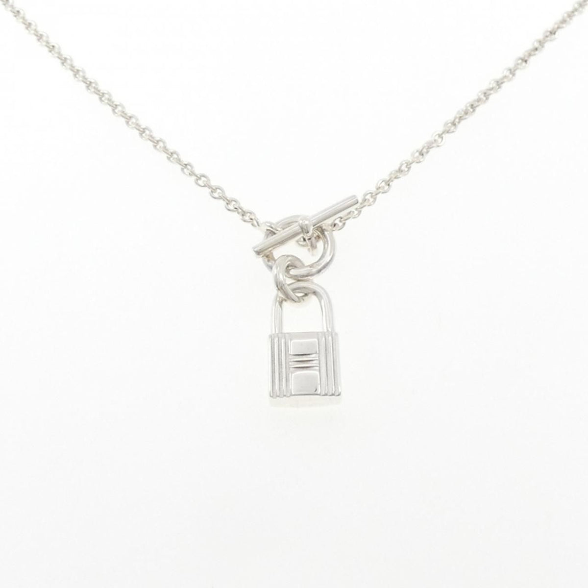Hermes Amulet Cadena Necklace