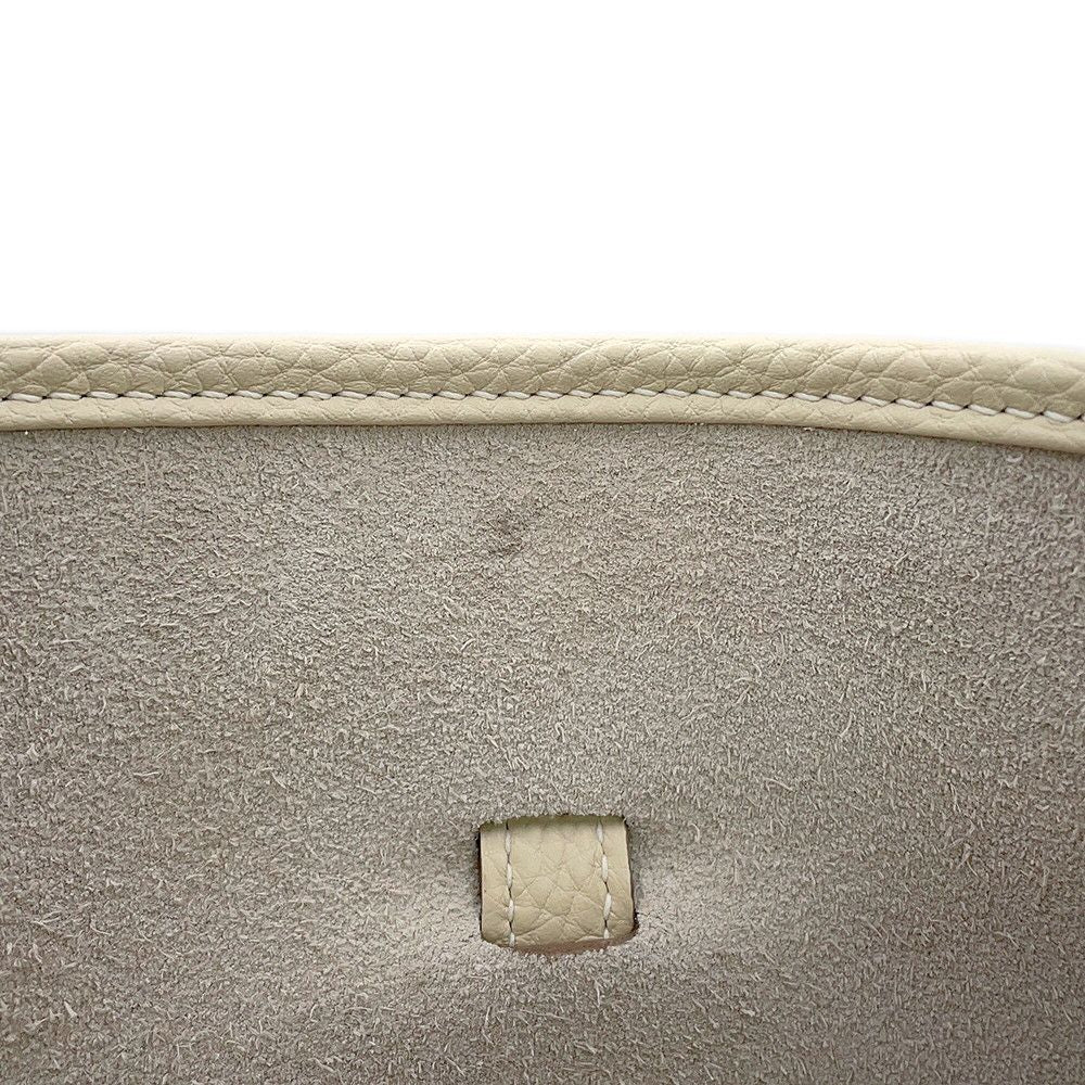 Hermes Shoulder Bag Evelyne 3 PM Craie Silver Taurillon Clemence — view 6