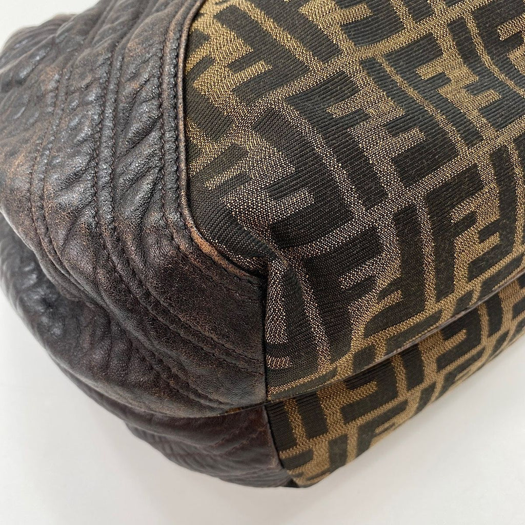 Fendi Handbag Spy Brown — view 7