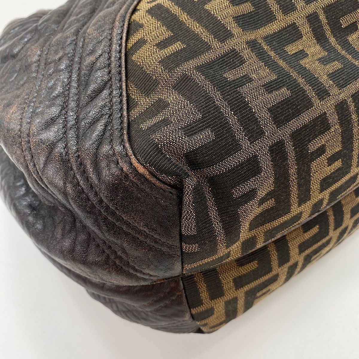 Fendi Handbag Spy Brown — view 7