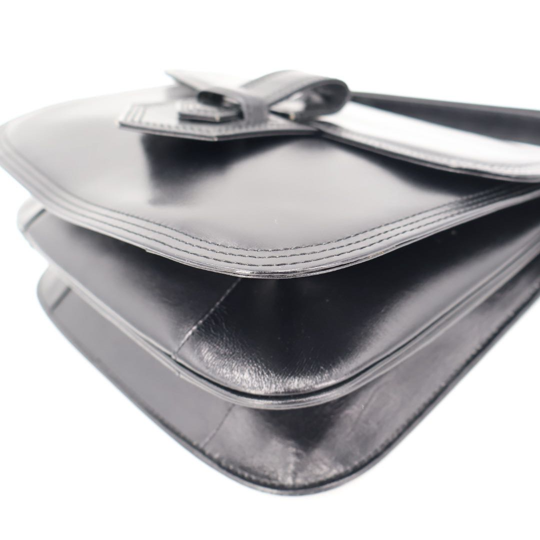 Saint Laurent Shoulder Bag Black — view 6