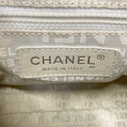 Chanel Shoulder Bag Ivory Light Pink Lambskin — view 8