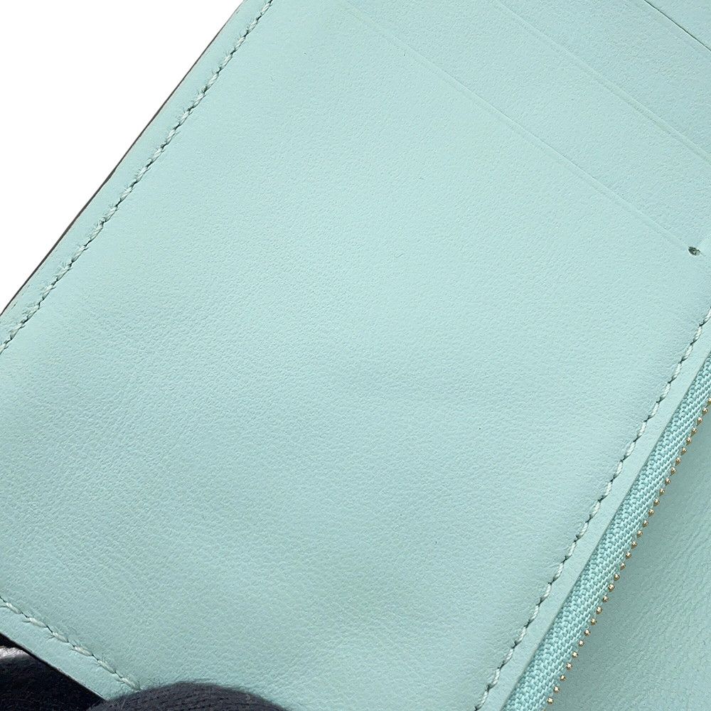 Louis Vuitton Bifold Wallet Taurillon Leather LV Vertical Compact — view 7