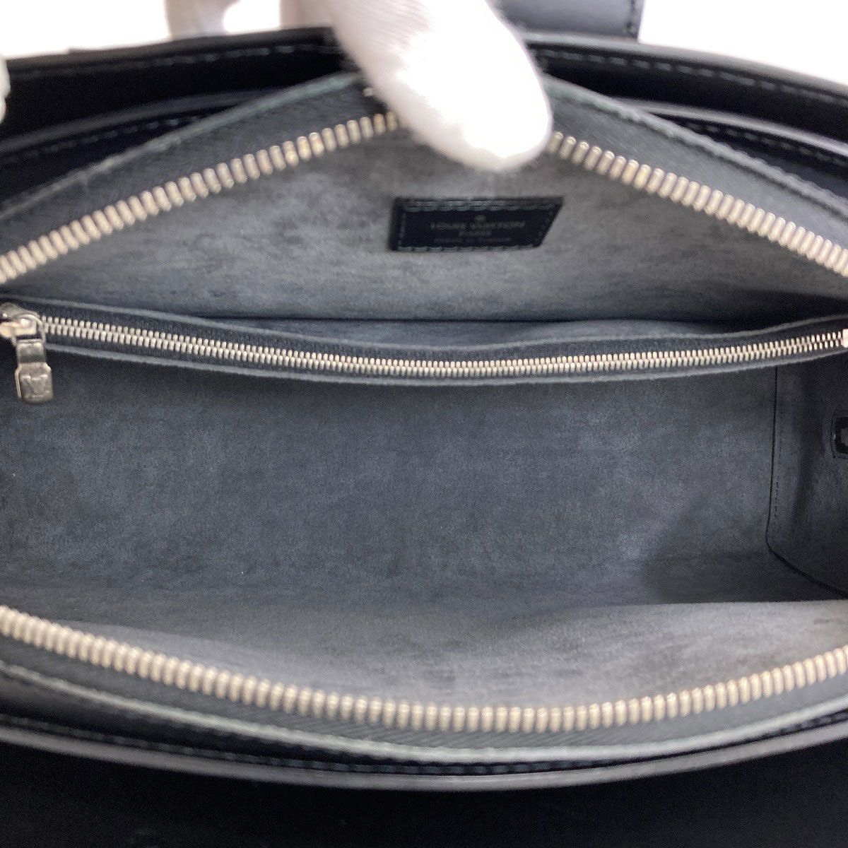 Louis Vuitton Pont Neuf GM Handbag — view 5