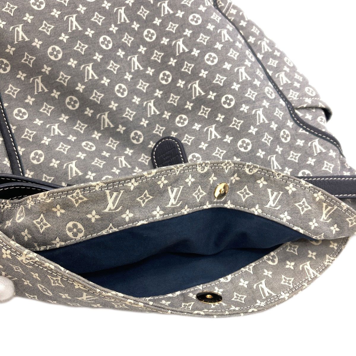 Louis Vuitton Romance Handbag Monogram Idylle — view 8