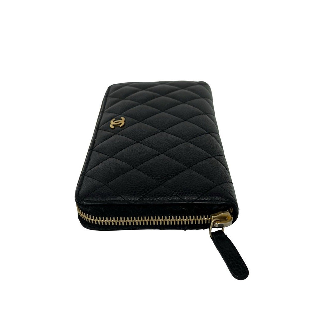 Chanel Quilted CC Logo Caviar Leather Wallet Black — view 4