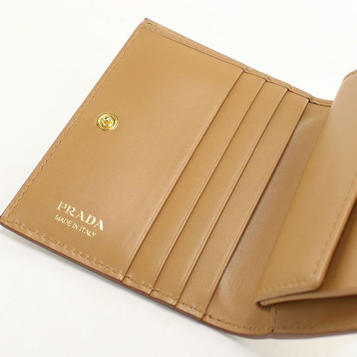 Prada Dyno Color Bifold Wallet Leather — view 7
