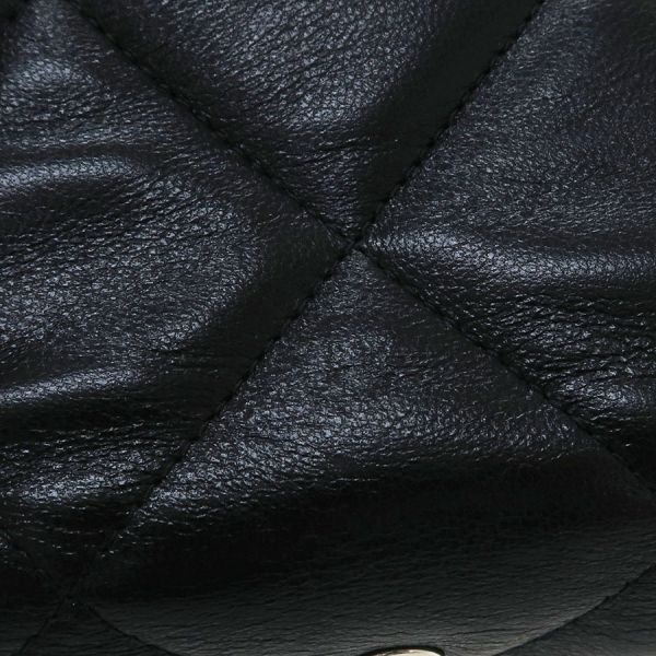 Chanel 19 Trifold Wallet — view 7