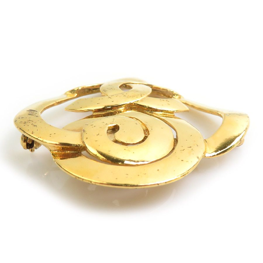 Chanel Brooch CC Logo — view 4