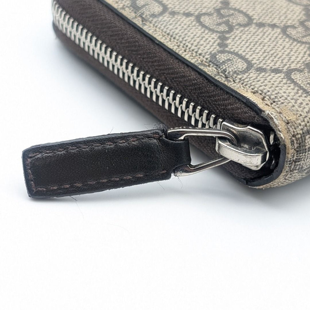 Gucci GG Supreme Sherry Line Bee Zip Around Wallet — view 6