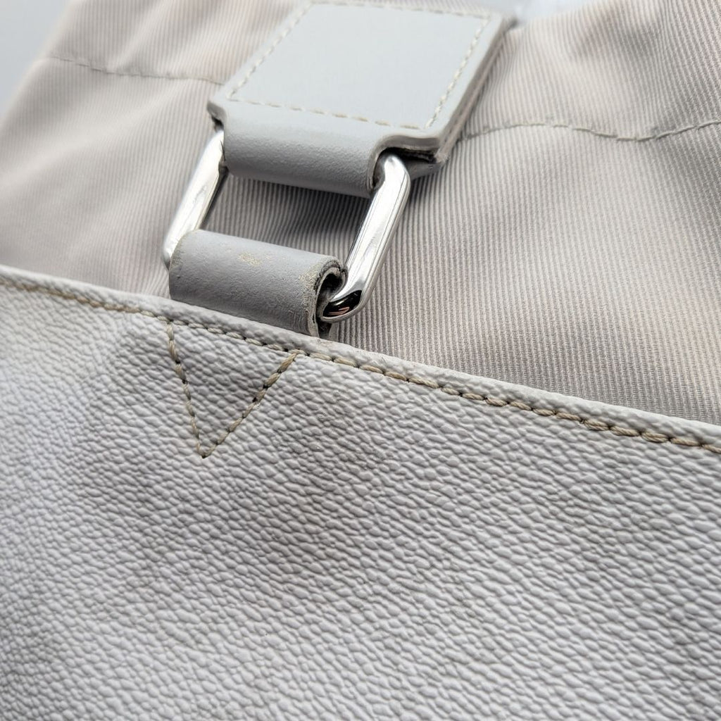 Louis Vuitton Chalk Sling Bag Monogram White Logo — view 6