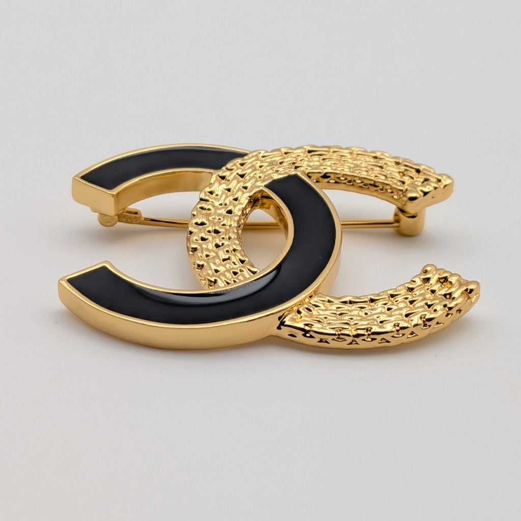 Chanel Brooch CC Logo Gold Black Recent — view 2