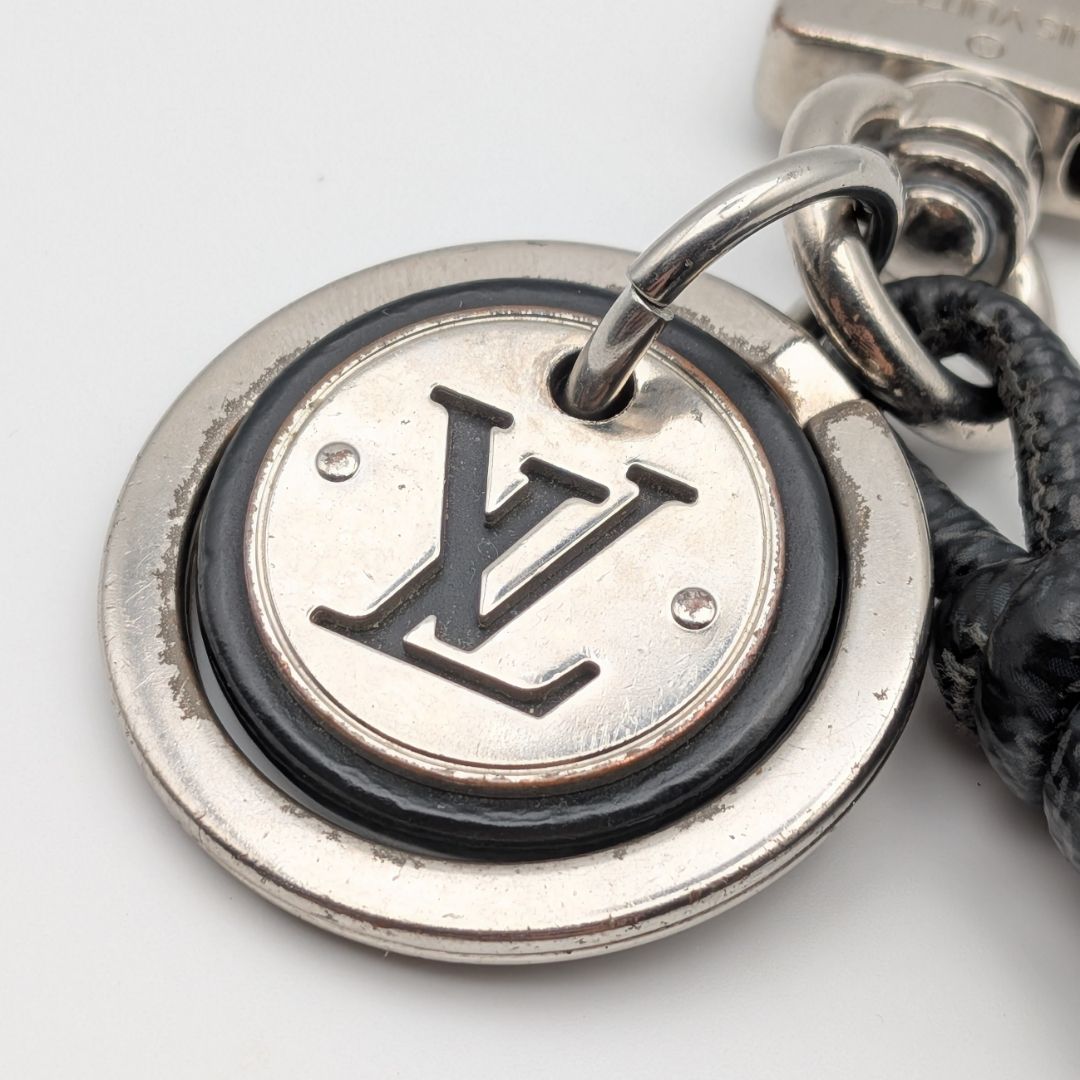 Louis Vuitton Leather Rope Monogram Eclipse Key Holder Charm Silver — view 2