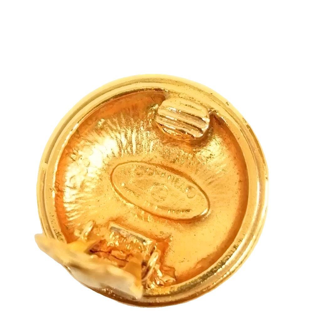 Chanel Vintage CC Logo Single Earrings Gold — view 6