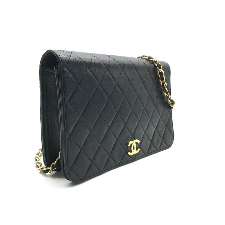 Chanel CC Logo Quilted Push Lock Leather Vintage Chain Shoulder Bag Black — view 2