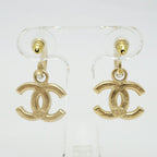 Chanel Pearl Earrings CC Logo Gold — view 2