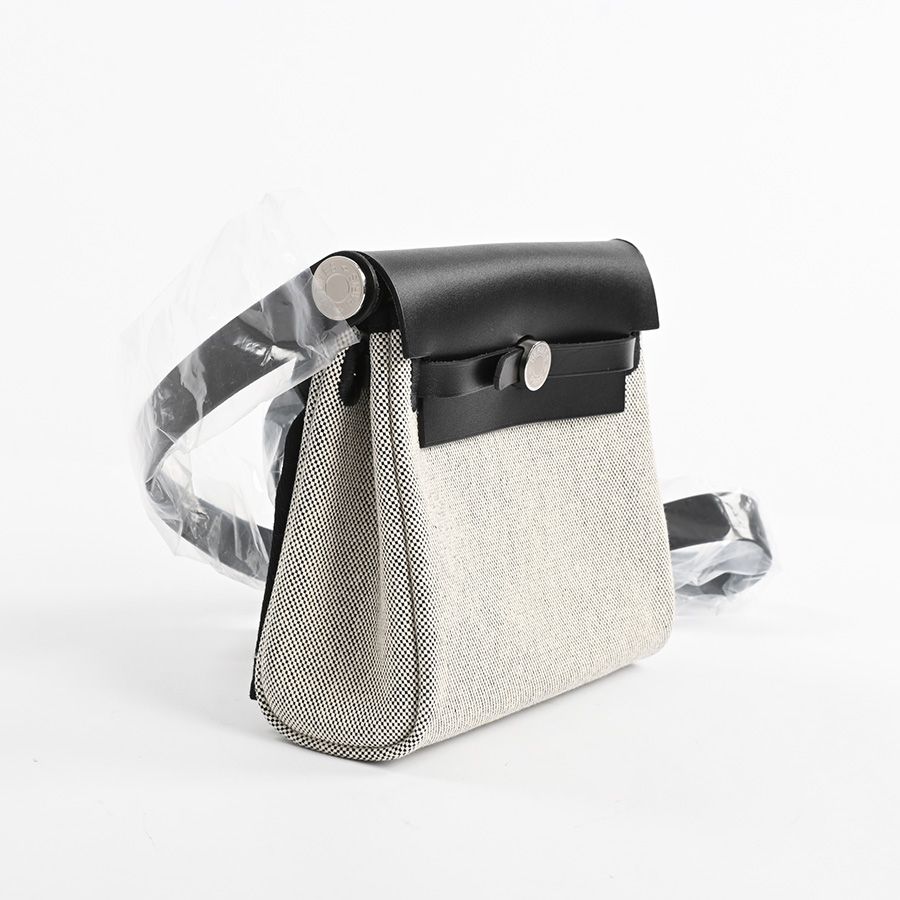 Hermes Shoulder Bag Herbag Zip 20 — view 2